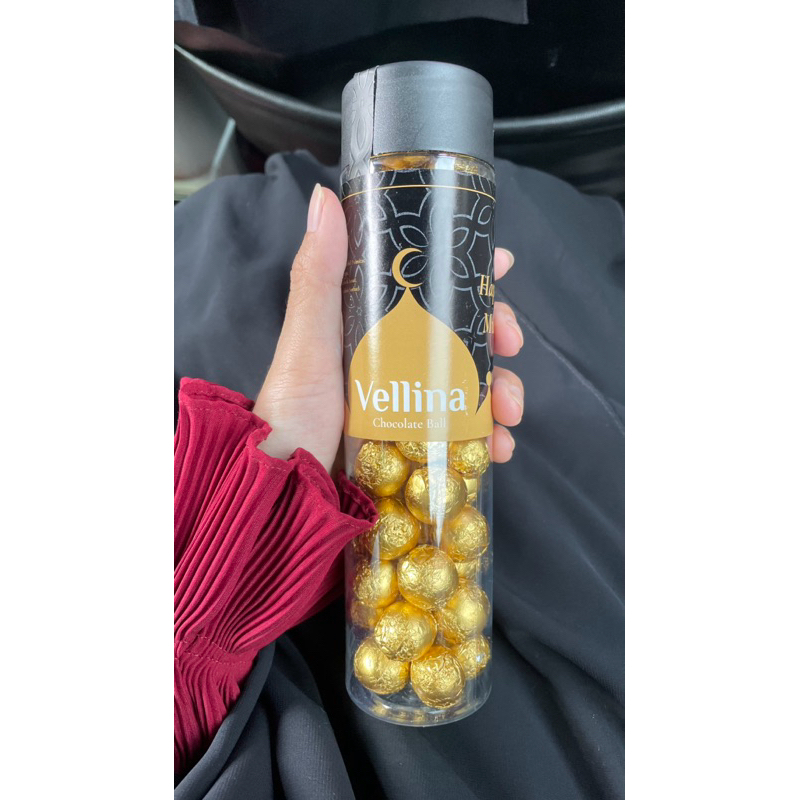 

Vellina Gold Coklat Ball