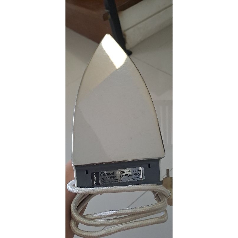 Preloved Setrika Cosmos cis 479f