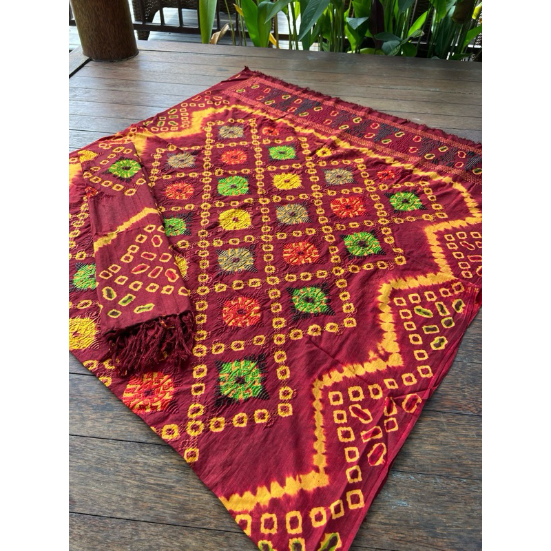 Kamen Sutra Jumputan CAKRA KURUNG tumpal BORDIR kamen sutra jumputan motif cakra kurung tumpal bordi