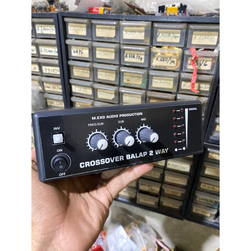 DC12V crossover 2way 24db Subwoofer Dan Mid Dilengkapi Led Signal Lebih Joss