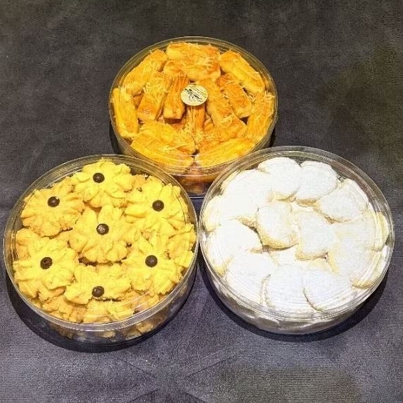 

TERLARIS !! PAKET KUE LEBARAN