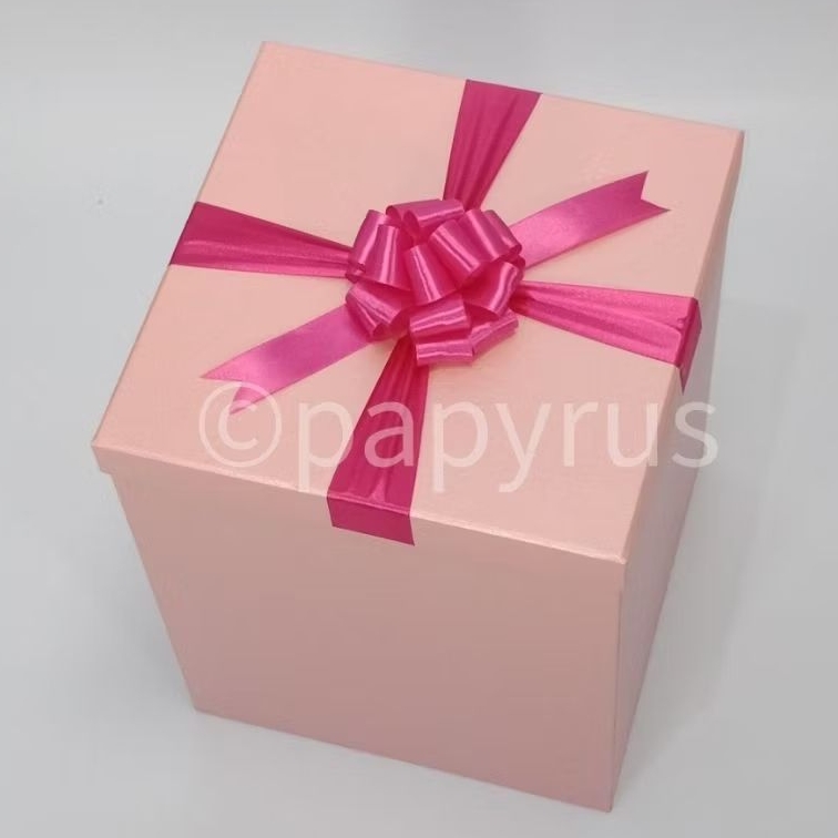 

PAPYRUS 25x25 Tinggi 30cm Kotak Kado Gift Box V2