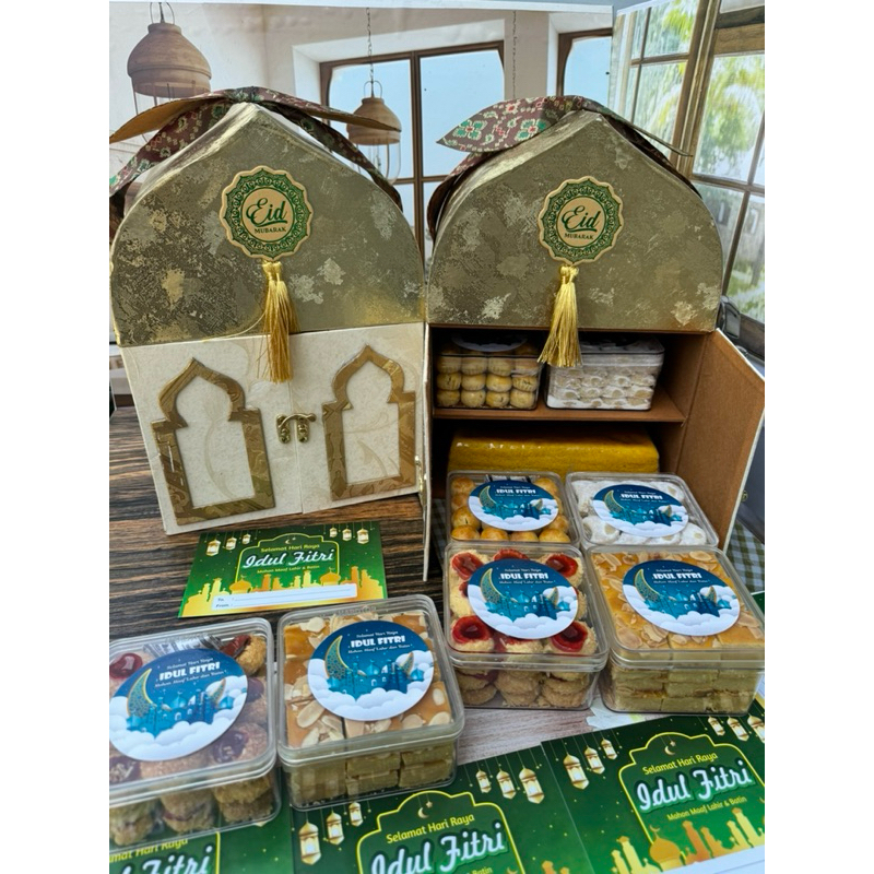 

HAMPERS KUBAH LEBARAN IDUL FITRI LAPIS LEGIT