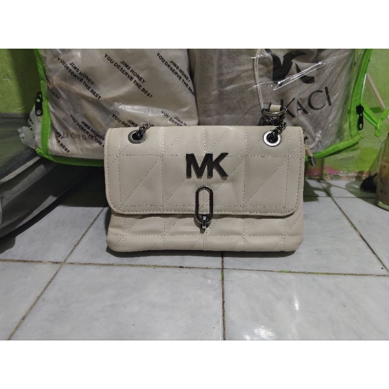 PRELOVED MINCOL KOGE WHITE