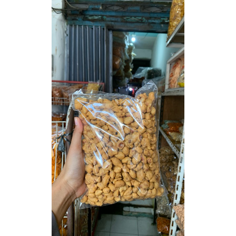 

KACANG MENTEGA