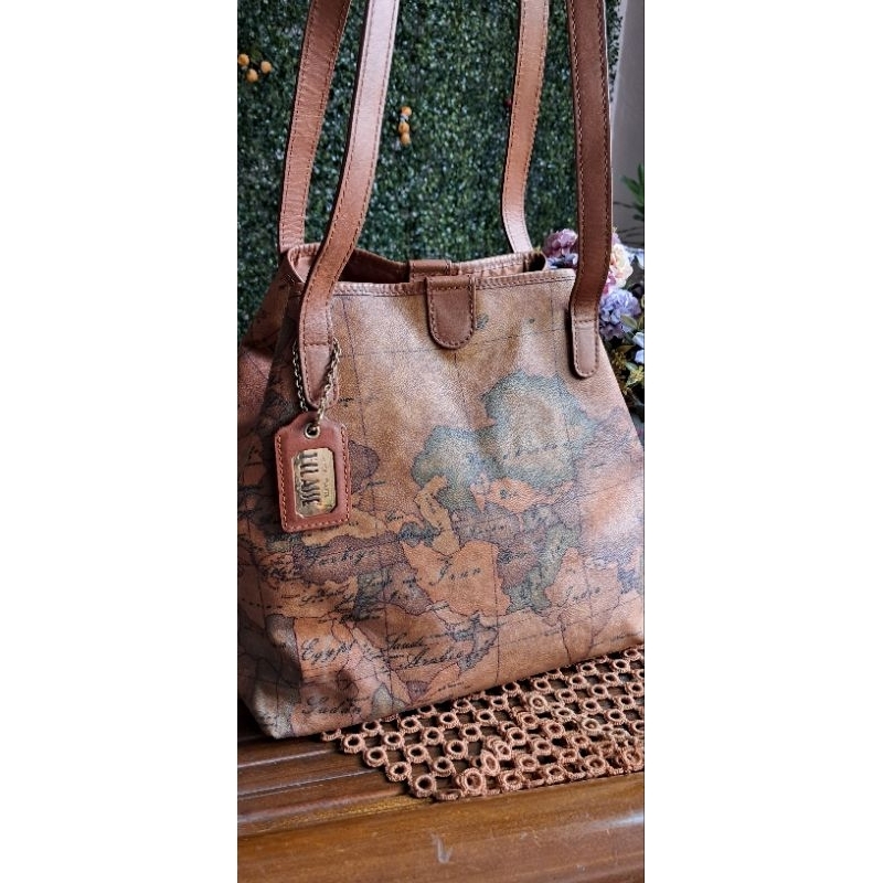 TAS TOTE PETA ALVIERO MARTINI CANTIK