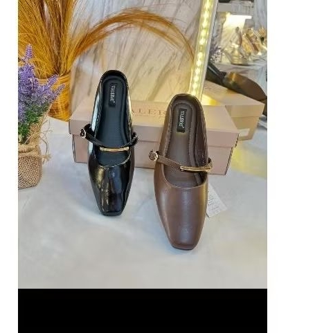Sandal Sepatu Valerie flat