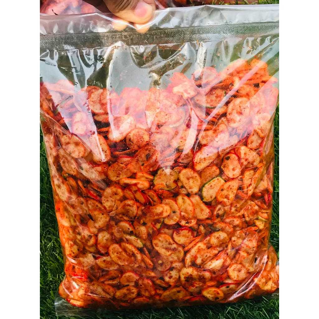 

Kerupuk seblak bawang/krupuk seblak bawang cikruh/ seblak bawang pedas daun jeruk/krupuk seblak kemplang cikruh/ krupuk seblak/ seblak bumbu cikruh/100g,250g,500g