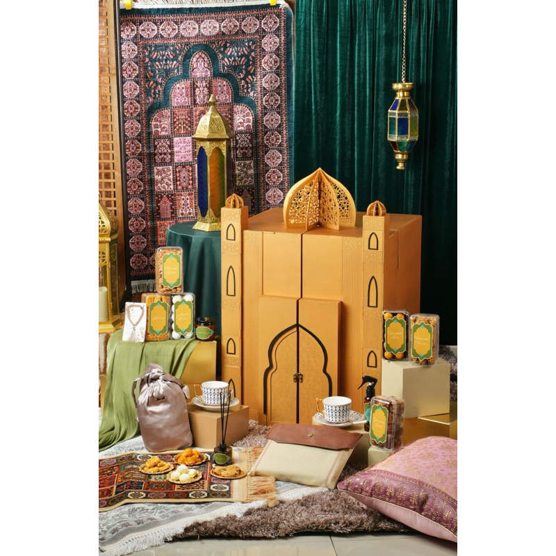 

Hampers The Royal Mosque | Hampers Lebaran Idul Fitri