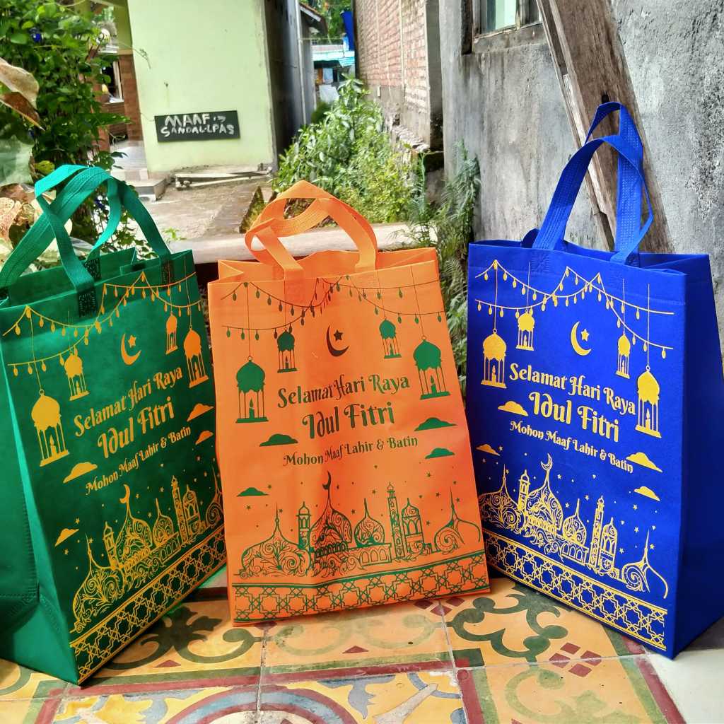

Tas Parcel Spesial Lebaran Idul Fitri