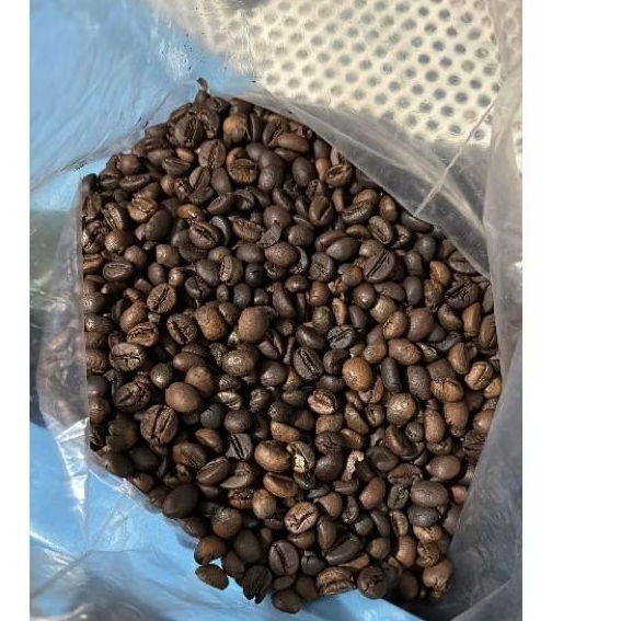 

BIJI KOPI ARABIKA DAN ROBUSTA 1KG