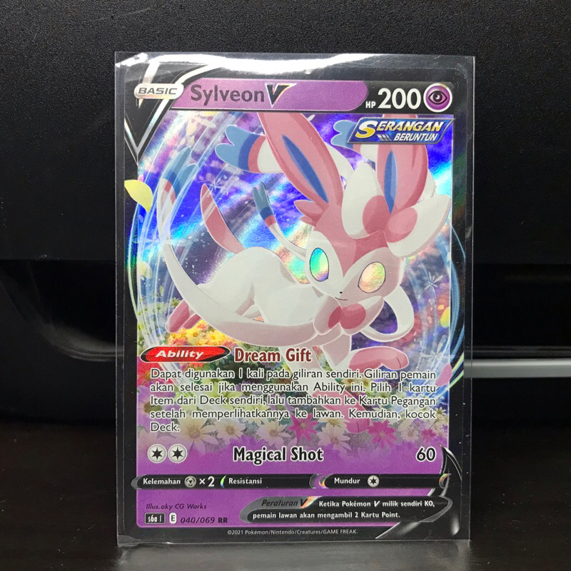 Sylveon V RR kartu Pokemon Vmax Klimaks s8