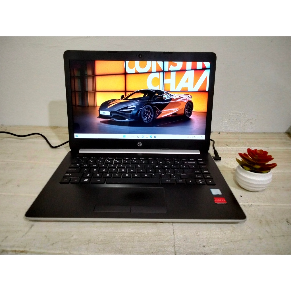 Laptop HP 14C0004TX Second Masih Bagus Intel Core i3-7020U RAM 8GB SSD 256GB Layar 14" AMD Radeon 52