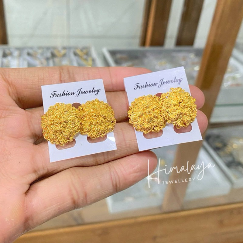 Sumpel Motif Bunga Pasir Bahan Tembaga Lapis Emas Anting Tusuk Ukir Warna Awet Tahan Lama Keuntungan