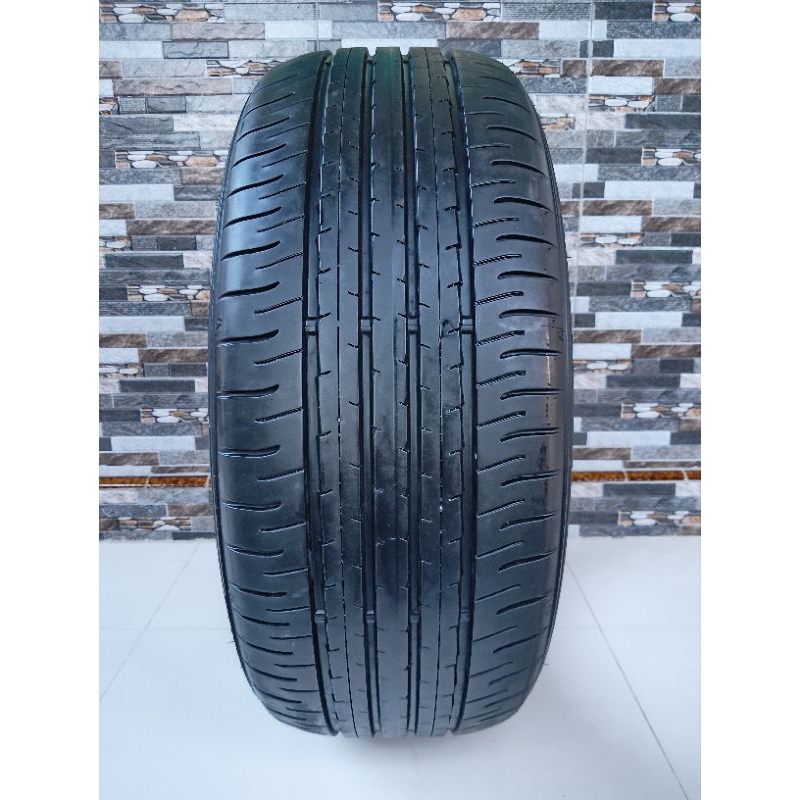 Dunlop SP Sport Maxx 050 225/50R18