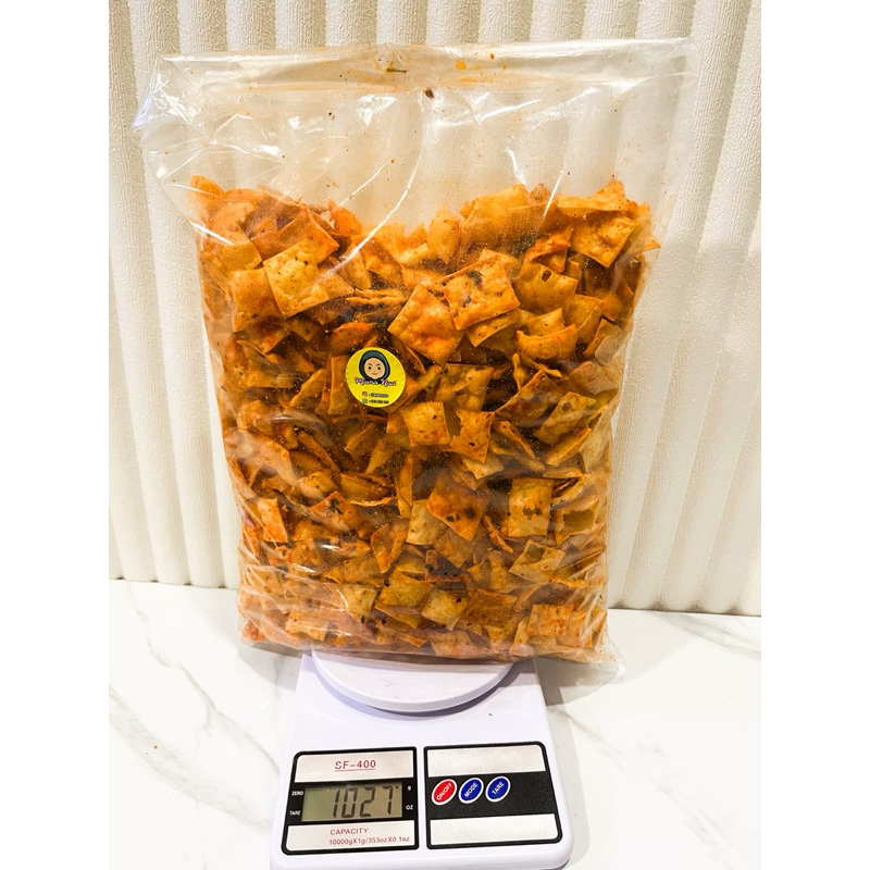 

Snack Pedas-Keripik Pangsit Pedas Daun Jeruk - Ukuran 1Kg.