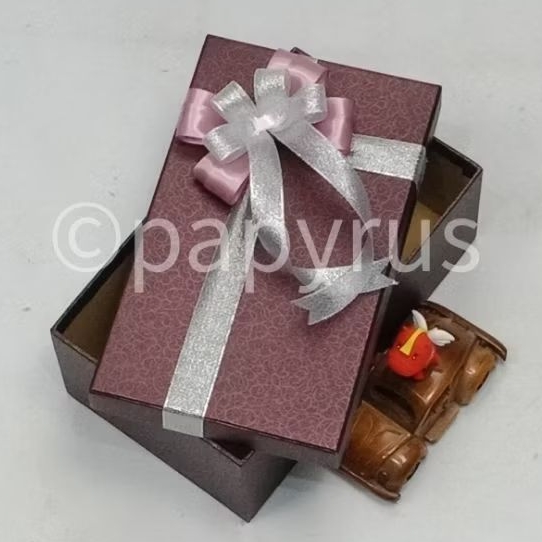 

PAPYRUS 15x25 Tinggi 10cm Kotak Kado Gift Box V2