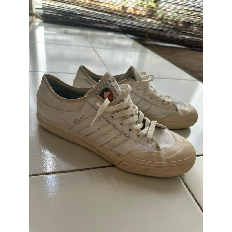Adidas Helas size 45 sepatu pria size besar sepatu preloved branded