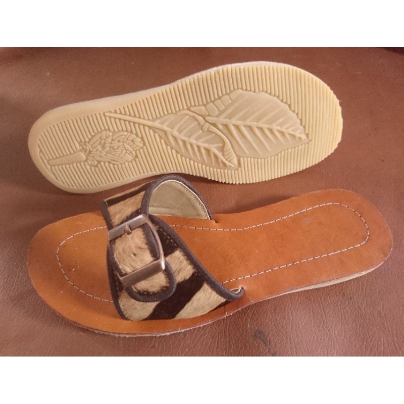 Sandal Kulit Wanita Magetan