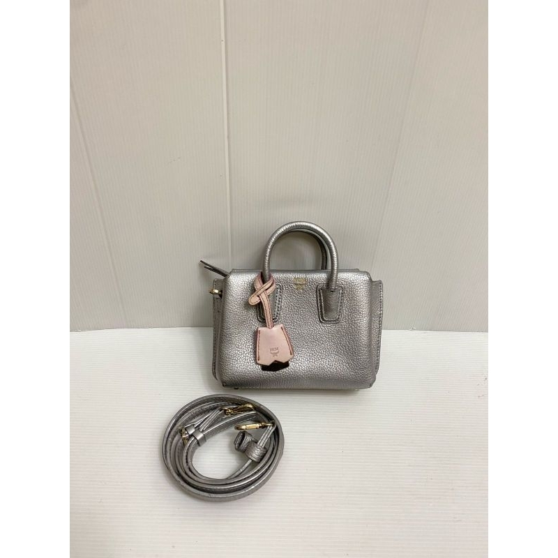 PRELOVED MCM SILVER