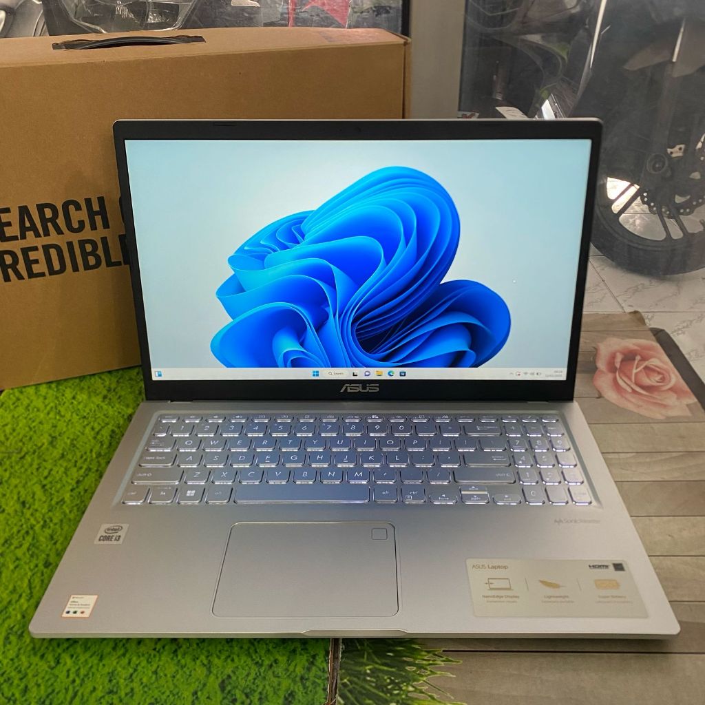 New Asus Vivobook A516JA Core i3-1005G1 4GB 512GB 15,6" FHD Windows 11