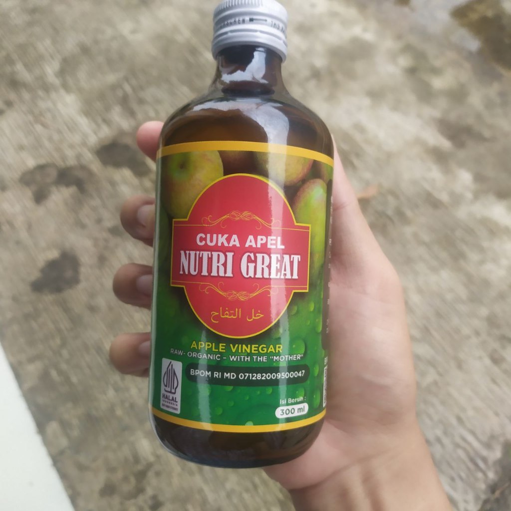 

NUTRI GREAT Cuka Apple Vinegar 300 Ml /Cuka Apel Premium BERPOM 100% Alami