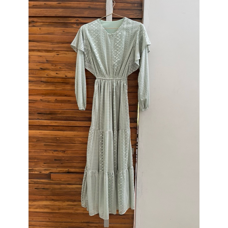 preloved Dress brokat