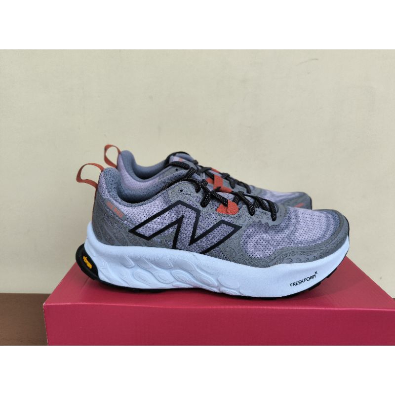 Sepatu New Balance Fresh Foam X Hierro V8 Grey - 42.5