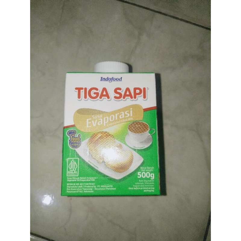 

Susu evaporasi Tiga sapi 500gr