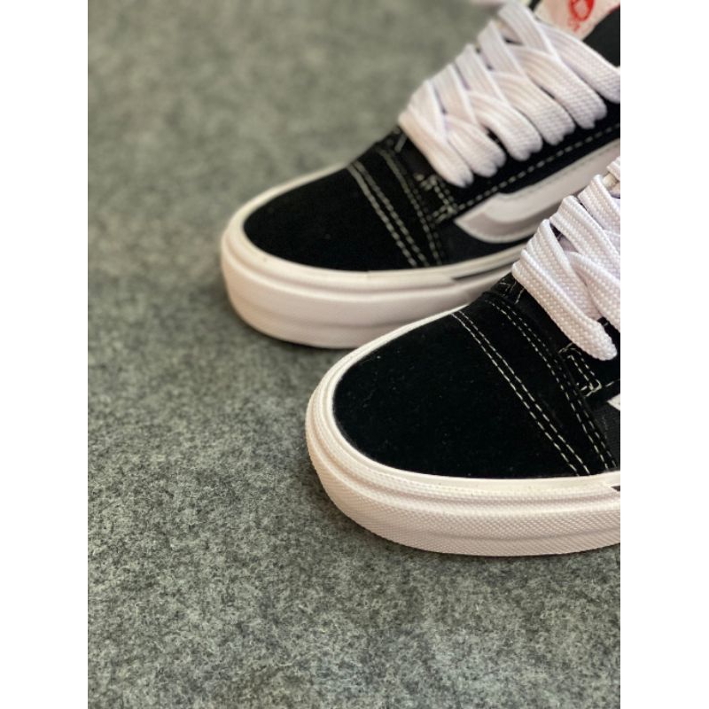 AEONSCO - LINK CO SEPATU GENDUT GEMUK HITAM PUTIH
