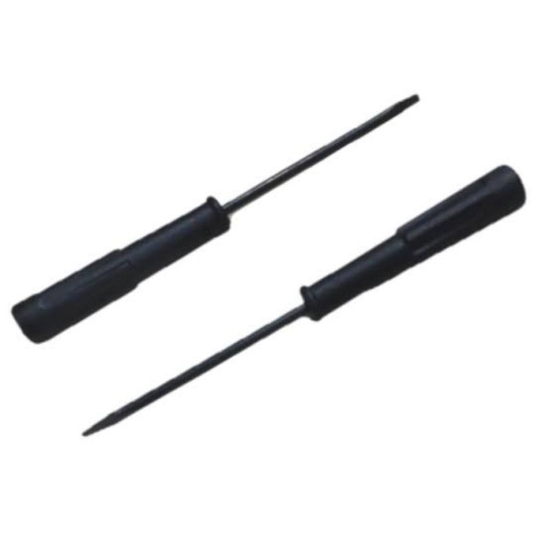 Obeng plat kecil untuk buka jarum mesin obras typical