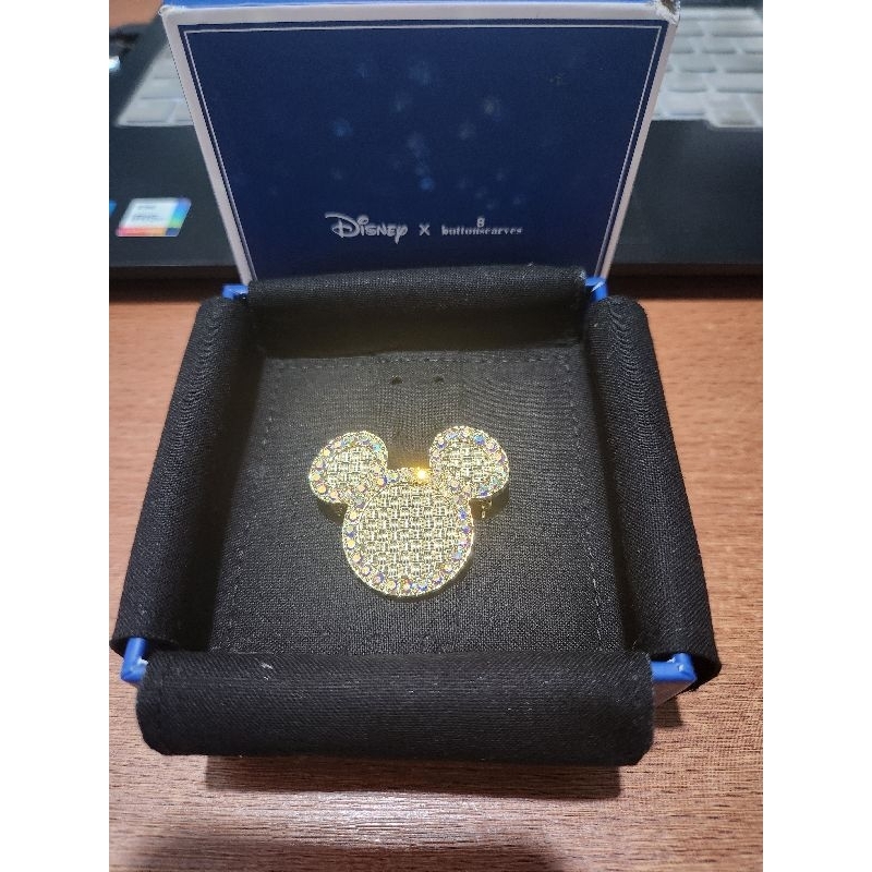 Disney x Buttonscarves Brooch - Gold (NEW)