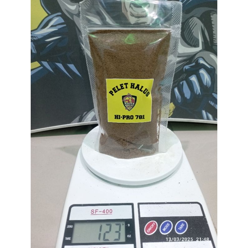 PELET HALUS 781 HI-PRO VITE