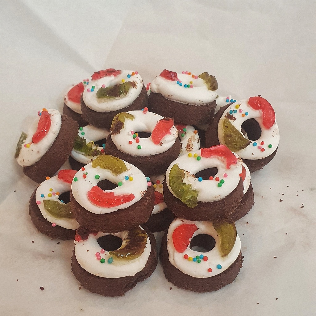 

Cookies Cherry Ring Coklat Premium Kiloan