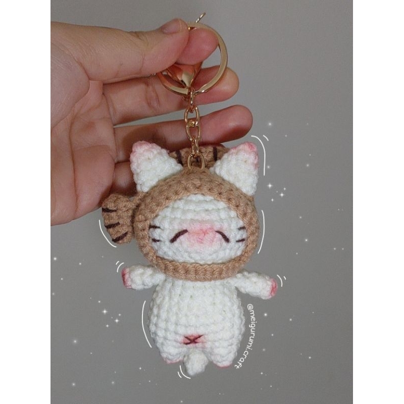 Cat Wearing Taiyaki Hat/ Cat Crochet/ Taiyaki Cat Crochet/ Boneka Rajut Kucing/Kucing Rajut