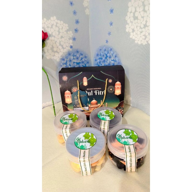 

HAMPERS LEBARAN KUKER MURAH ESTETIK TOPLES 300ml