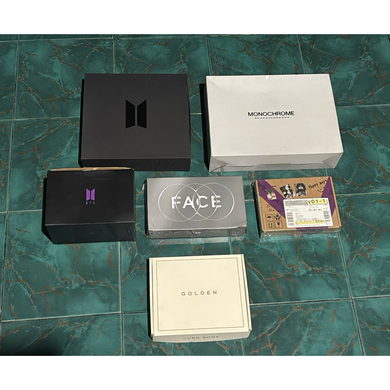 Merch box 1 BTS