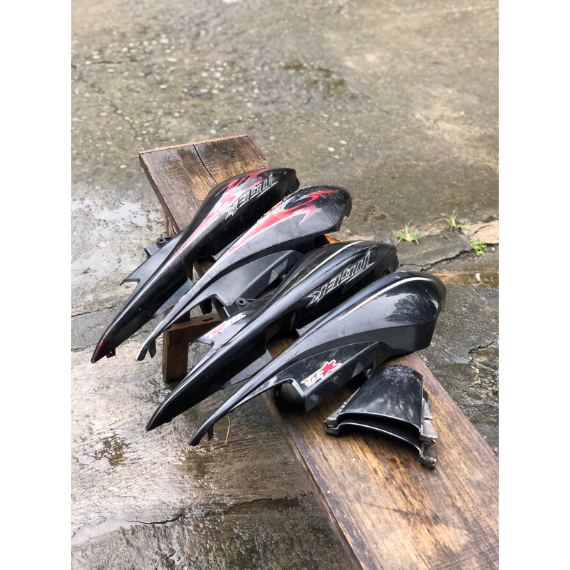 BOX BODY BODI BELAKANG KEMPOLAN TIREV TIGER REVO ORIGINAL