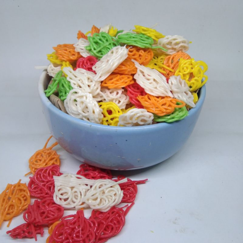 

krupuk rantai warna warni bulat atau krupuk seblak bulat