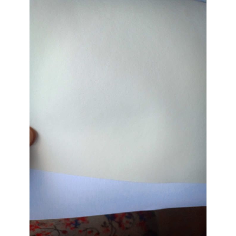 

kertas sertifikat/ kertas piagam / kertas pale cream tebal 200 gram ukuran F4 isi 20 lembar