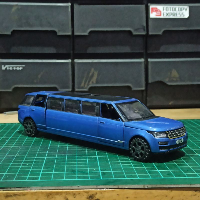 MAINAN DIECAST MOBIL RANGE ROVER LIMOUSINE (RARE)