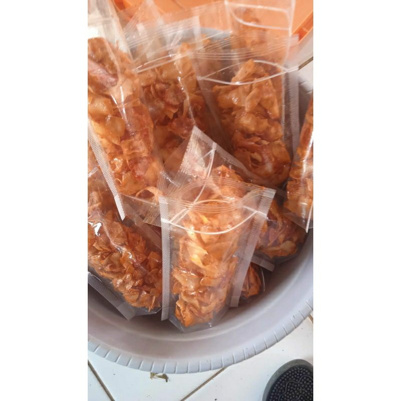 

kripik singkong pedas