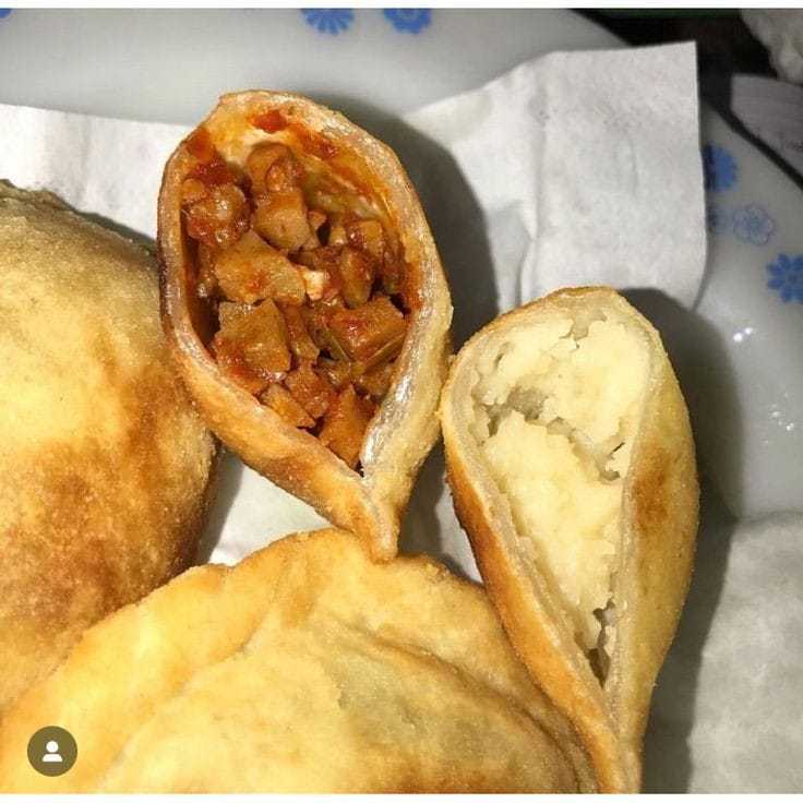 

BUNDLING CIRENG ISI BAKSO - CIRENG ISI KEJU/CEMILAN SIAP SAJI/CEMILAN PEDES MERCON/CIRENG ISI 10PCS