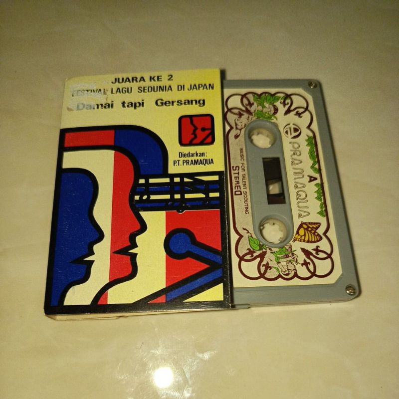 KASET FESTIVAL LAGU SEDUNIA DI JAPAN JUARA KE 2 DAMAI TAPI GERSANG HETTY KOES ENDANG BILA CENGKEH BE