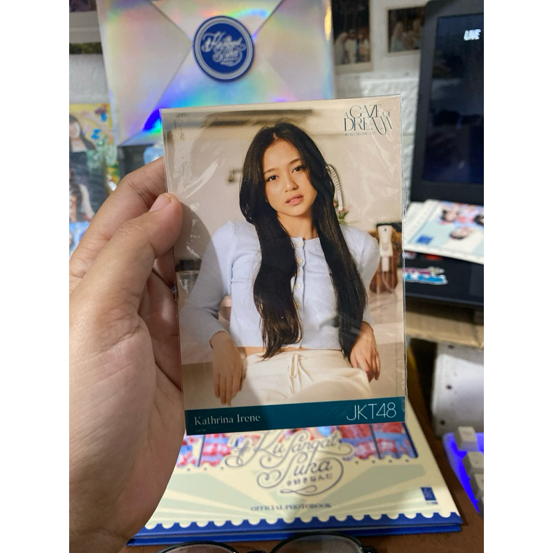 Photopack PP JKT48 Kathrina Kalender A Gaze Of Dream OFC