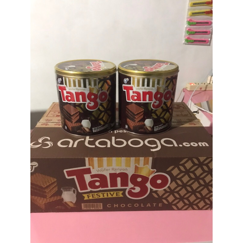 

Tango coklat 1 dus isi 6 pcs