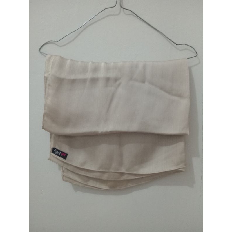[PRELOVED] Pashmina silk merk hijabqa