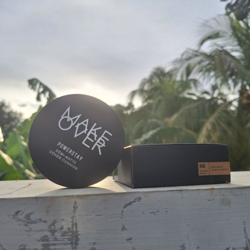 Make Over Cushion Powerstay Shade N30