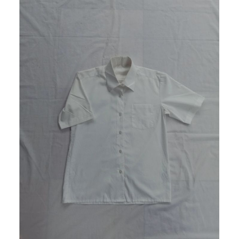 THRIFT - KEMEJA PUTIH LENGAN PENDEK / UNISEX