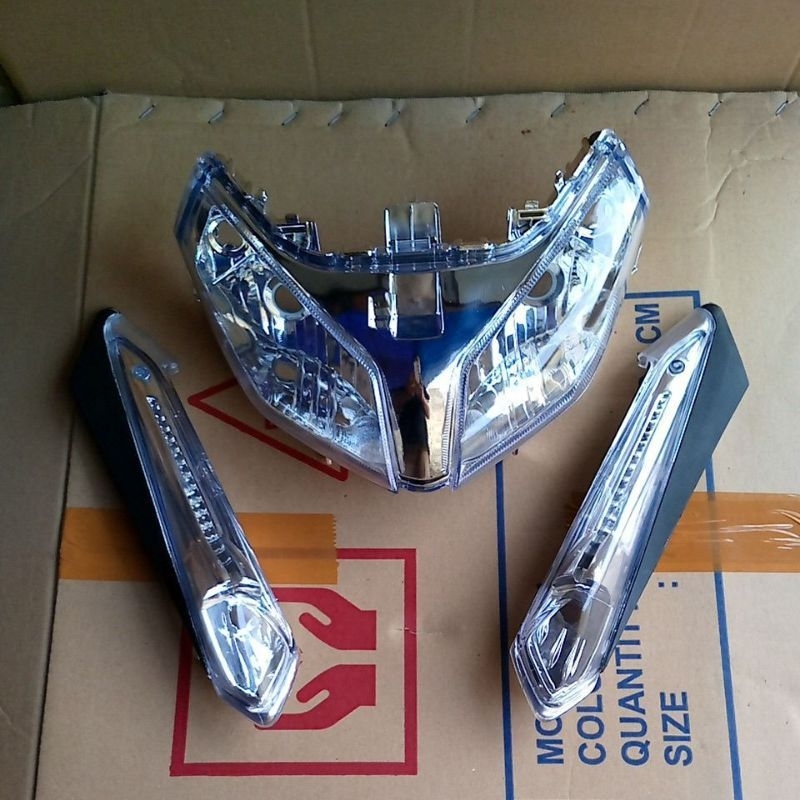 REFLEKTOR UTAMA & SEN SATU SET VARIO 110 TECHNO KARBU